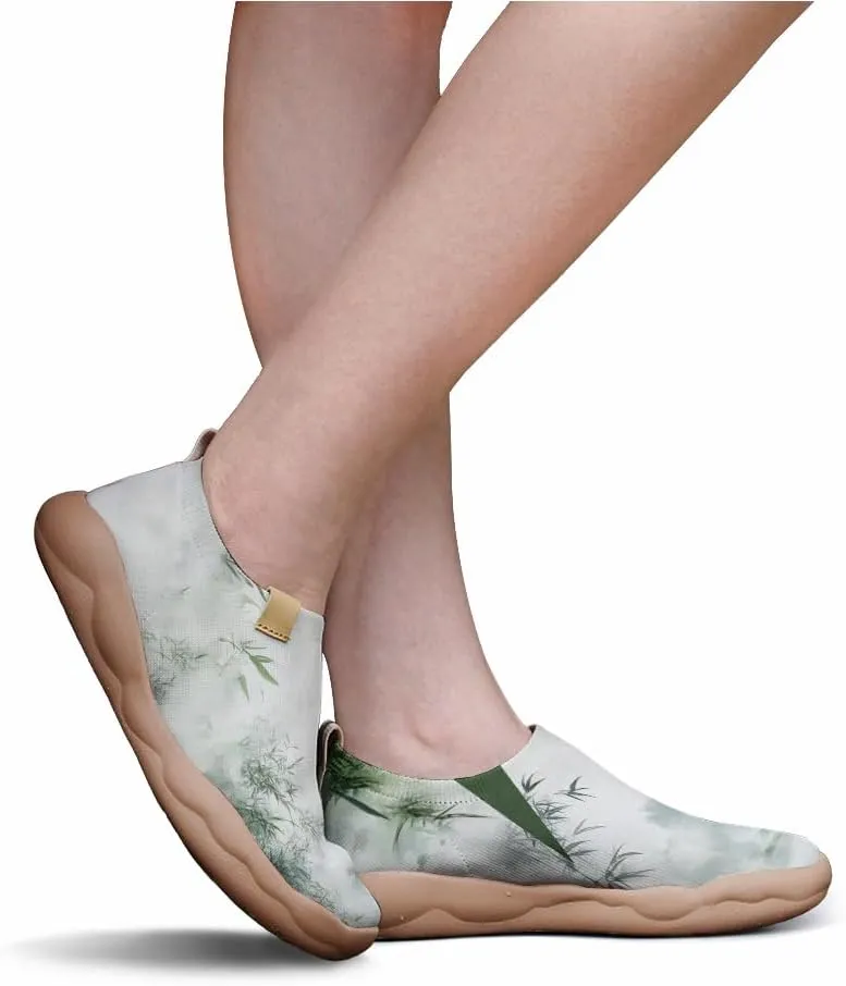 Women's Knitted Slip-on Loafers Comfortable, Light and Fashionable Sneakers Art Painted Travel Shoes